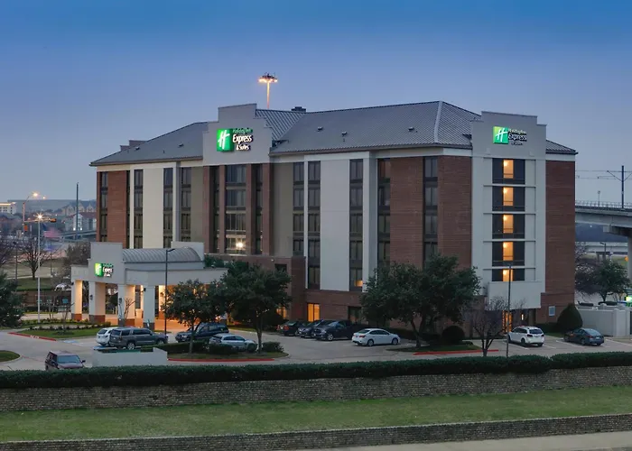 Holiday Inn Express & Suites Irving Conv Ctr - Las Colinas By Ihg